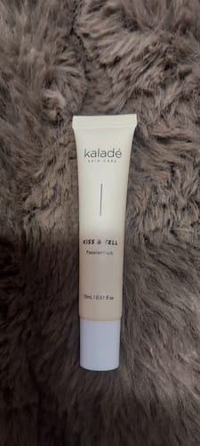 Customer photo review of Kiss & Tell Lip Balm