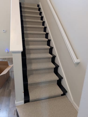 Customer photo review of Boloria Democracy DIY Stair Runner