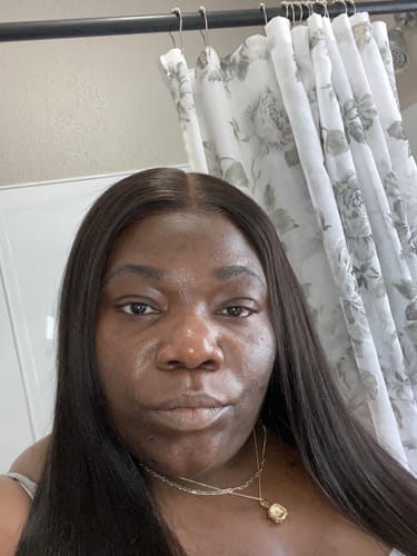 Customer photo review of Flash Sale Wavymy Wear Go Glueless Lace Wigs Human Hair Pre-cut HD Lace Wigs Pre-plucked with Natural Hairline 180% Density