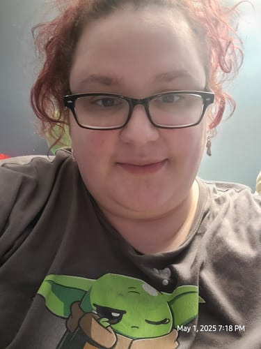 Kayla E. review of Pretty Kitty Dangles Hypoallergenic Earrings for Sensitive Ears Made with Plastic Posts image 1 out of 1