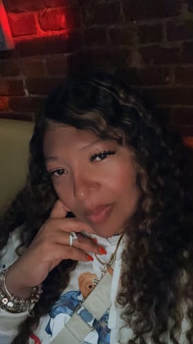 Customer photo review of Wavymy Pre-cut Lace Wear Go Casual Blonde Highlights Water Wave Minimalist 6x4 Lace Wigs Dome Cap Glueless Wig