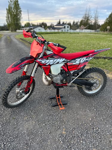 Customer photo review of Gloss Finish