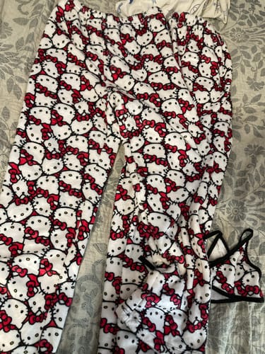 Customer photo review of Hello kitty big faces 5 pcs pajama duo