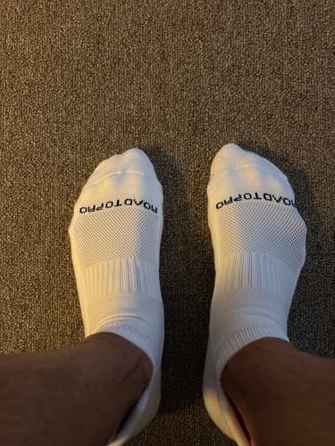 Customer photo review of NEW! RTP ULTRAGRIP V2 Dual sided Non-slip Technology Ankle Socks