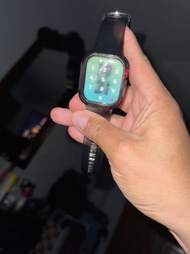 Customer photo review of Estuche Spigen Liquid Crystal Pro Apple Watch (45/44 mm) - Humo
