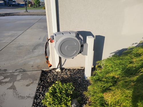 Customer photo review of Retractable Garden Hose Reel-AW Series