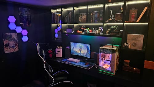 Customer photo review of PewDiePie LED Edition - Throttle Series Black
