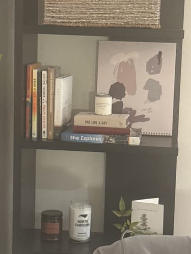 Customer photo review of 2025 "All His Promises are Yes and Amen" Calendar