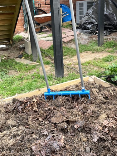 Customer photo review of The Square Foot Gardener Broadfork | 24" wide | 6 tines