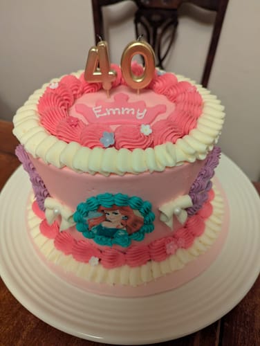Customer photo review of Disney Princess Cake
