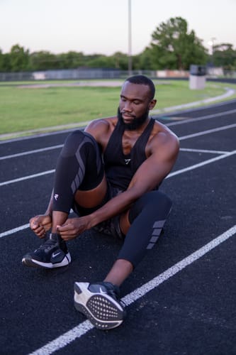 Customer photo review of Compression Sleeves V2 for Knees and Legs