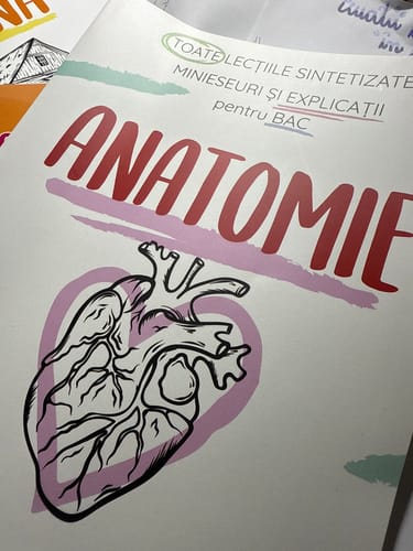 Recenzie cu fotografie de la un client despre Carte Anatomie Bacalaureat (Biologie clasele XI-XII) Bacademia