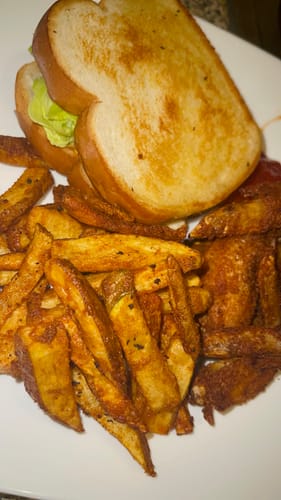 Customer photo review of Halal Beef Burgers (4-PACK)