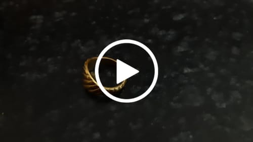 Customer video review of Croissant Dome Ring