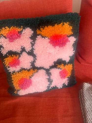 Customer photo review of Sugarbush Latch Hook Cushion Kit
