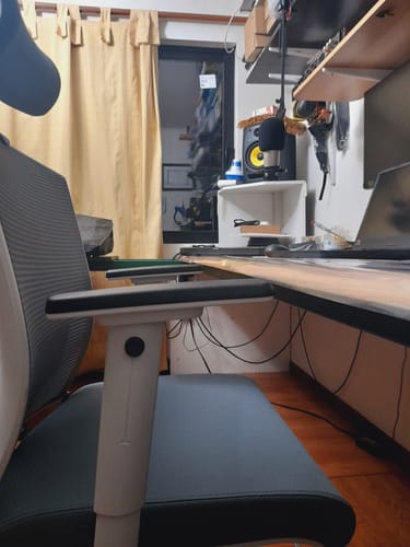 Customer photo review of Silla Oficina Taylor Pro Gris Claro con cabecero