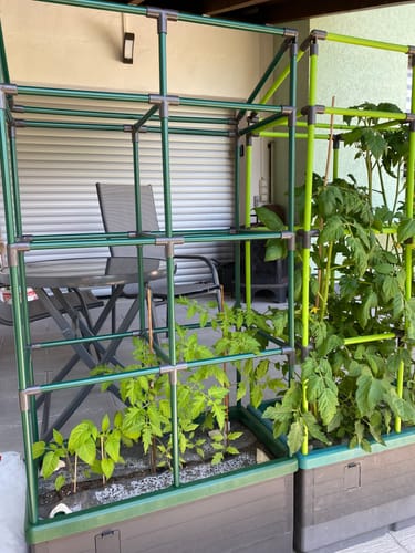 Roß review of Hochbeet "City Jungle" mit Rankgitter L 62 x B 33 x H 128 cm image 1 out of 1