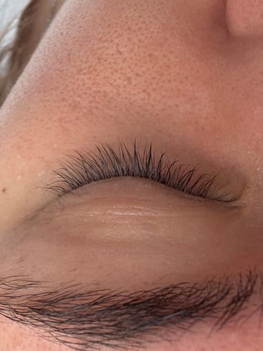 Customer photo review of Lash Growth Serum
