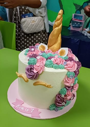 Customer photo review of Unicorn Cake