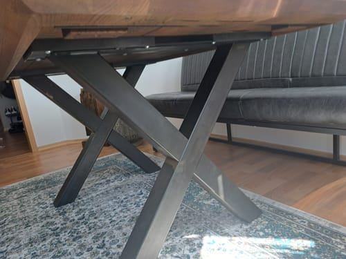 Customer photo review of X-Tischbeine Industrial 80x80mm | Premium Massiv-Stahl Schwarz Matt | Made in Germany