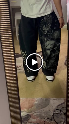 Customer video review of 2139 - Renaissance Sweats