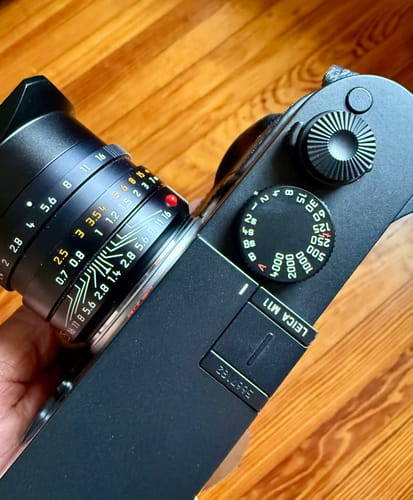 Customer photo review of Air Clicker – Soft Release Button (Titanium Black Matte)