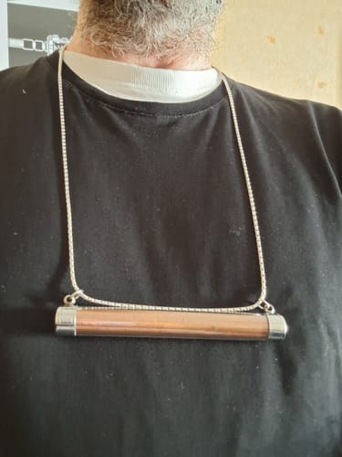 Customer photo review of Takrut protecteur en cuivre gravé main – Très Vénérable Luang Phor Tim (Wat Pakraow – Ayutthaya)