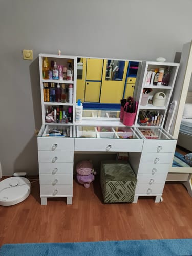 Customer photo review of Rani BJ136 Makyaj Masası Cam Tablalı 11 Çekmeceli Raflı Aynalı Takı Düzenleyici Beyaz