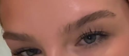 Customer photo review of BROWCOCA!NE - Augenbrauenserum