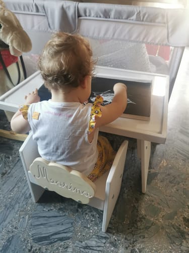 Customer photo review of Tavolino multiattività per bambini (sediolina inclusa)