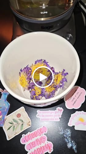 Customer video review of PRE ORDER Mixed Whole Lotus Flowers