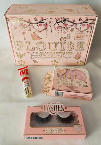 Customer photo review of P. Louise Discontinued Mystery Bundles