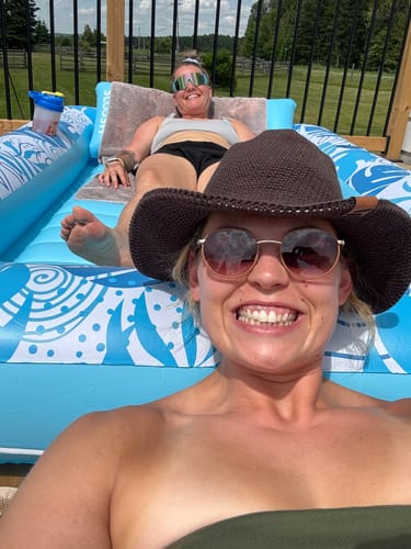 Customer photo review of Packable Hats Earth