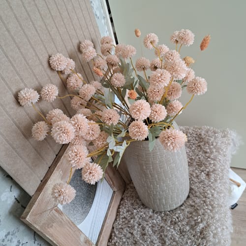 undefined review of Zijden Kiku Bloemen - Crème (10 stengels/ 50 bloemhoofdjes) image 1 out of 1