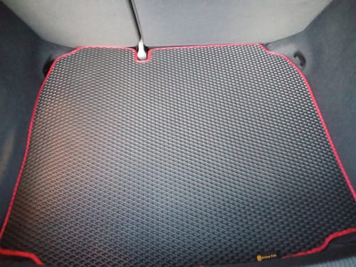 Customer photo review of Kofferraumwanne nach Maß