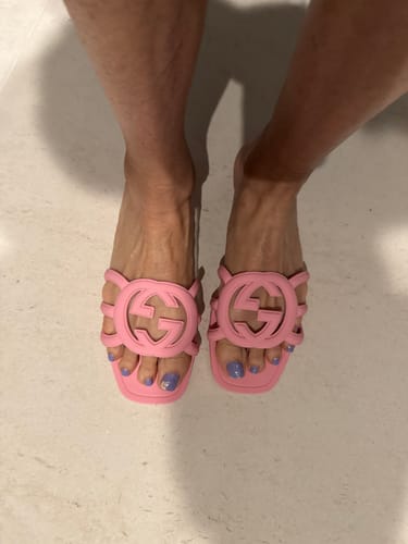Customer photo review of GG Rubber Slide Pink