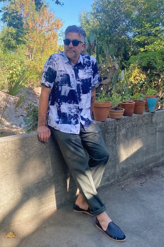 Customer photo review of Men's Short Sleeve Holiday Casual Shirt