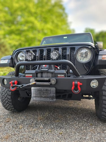 Customer photo review of Gladiator V2 F-Type 12,500lb 12v Electric Winch - Synthetic Rope