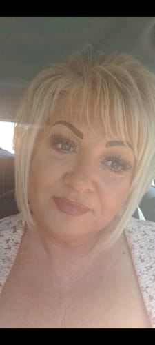 Customer photo review of FEATHER Self-adhesive Cluster Lashes