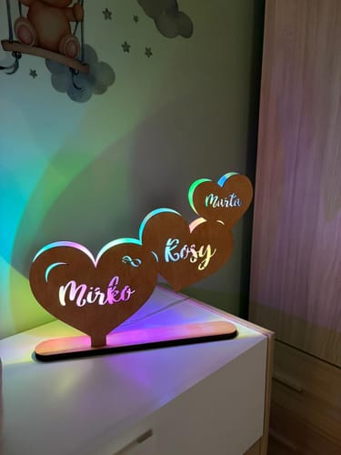 Customer photo review of Lampada Cuore Mio Personalizzata con Nomi della Famiglia o Coppia