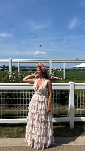 Customer photo review of RENT Anne Louise Boutique Bouquet of Love Maxi (RRP £125)