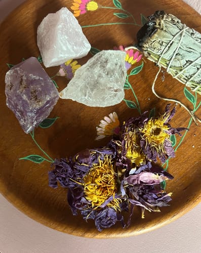 Customer photo review of PRE ORDER Blue Lotus Whole Flower (Nymphaea caerulea)