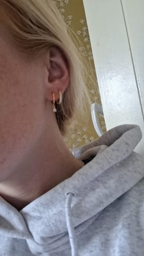 Customer photo review of Crystal Drop Hoop Earrings Gold