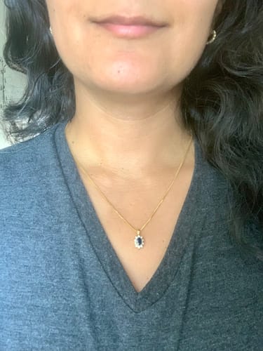 Customer photo review of Vintage Small 18k Yellow Gold Blue Sapphire Diamond Halo Pendant