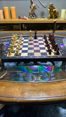 Customer photo review of Tablero De Ajedrez Madera Plegable Y Magnético Premium 40x40