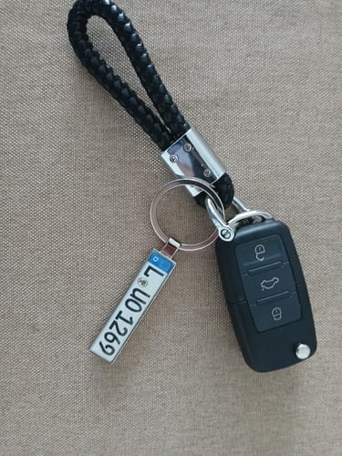 Customer photo review of Kennzeichen Schlüsselanhänger Mini Nummernschild Metall