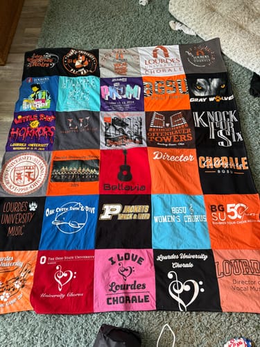 Elizabeth B. review of Premium T Shirt Quilt image 1 out of 2