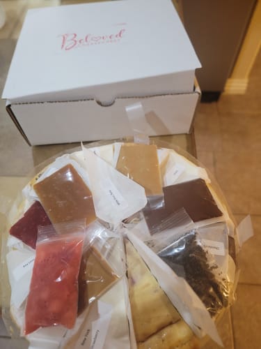 Customer photo review of Ultimate Cheesecake Sampler