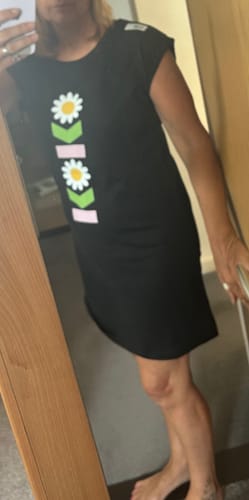 Customer photo review of Robe t-shirt