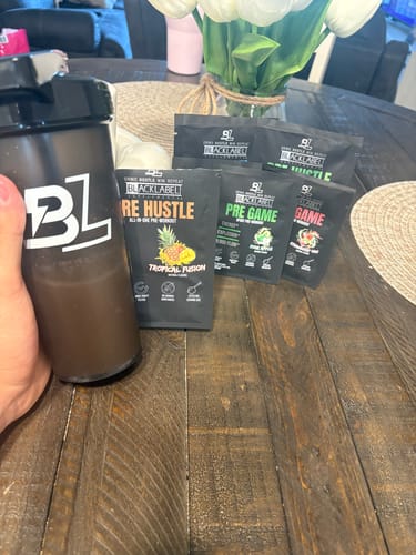 Customer photo review of PRE WORKOUT SAMPLES + SHAKER
